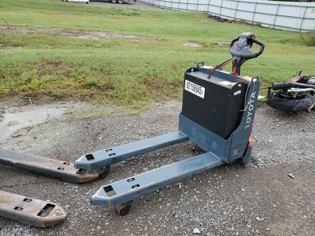 2020 Toyota Electric Pallet Jack-Pallet Jack