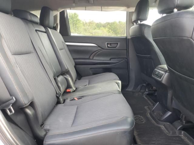 2019 Toyota Highlander LE