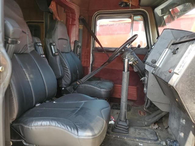 1994 Peterbilt 379 Semi Truck