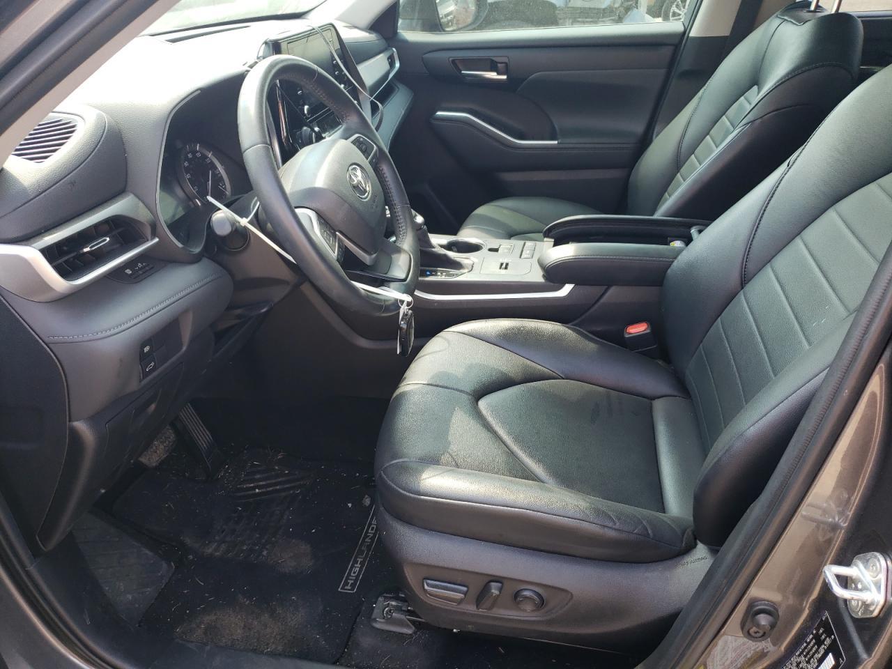 2022 Toyota Highlander xle