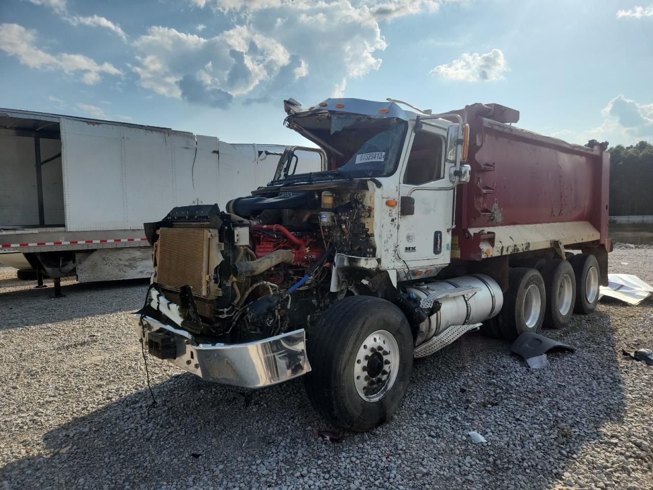 2019 International HX620