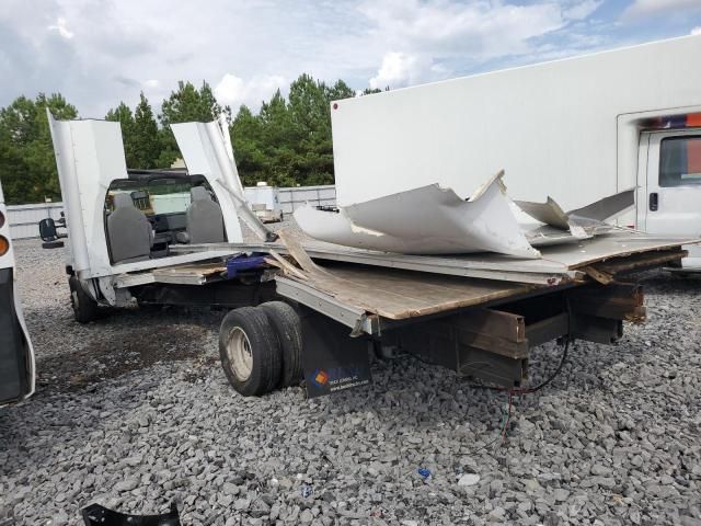 2024 Ford Econoline E450 Super Duty Cutaway Van