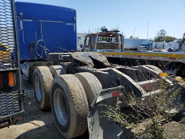 2009 Kenworth Constructi-semi Truck