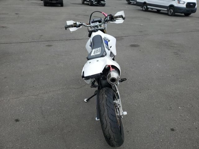 2022 Suzuki DR-Z400 SM