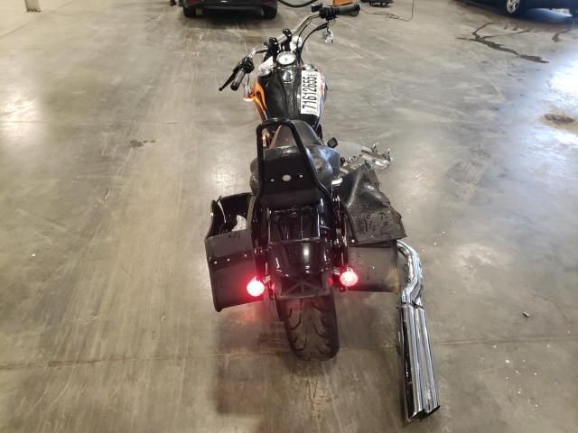2010 Harley-Davidson Fxdwg