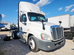 Salvage trucks for sale at Grand Prairie, TX auction: 2014 Freightliner Cascadia Semi Truck