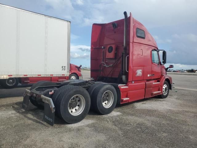 2014 Volvo VN VNL