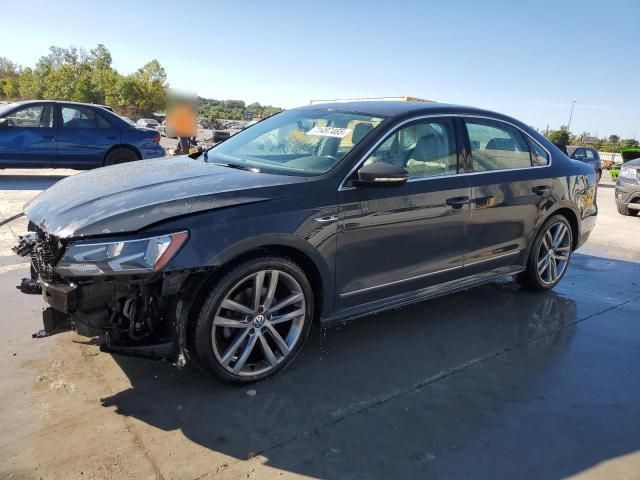 2017 Volkswagen Passat R-Line