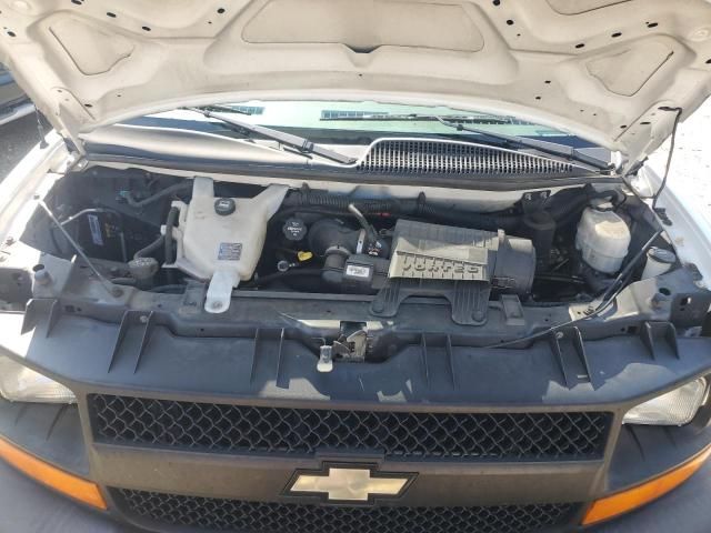 2013 Chevrolet Express G2500