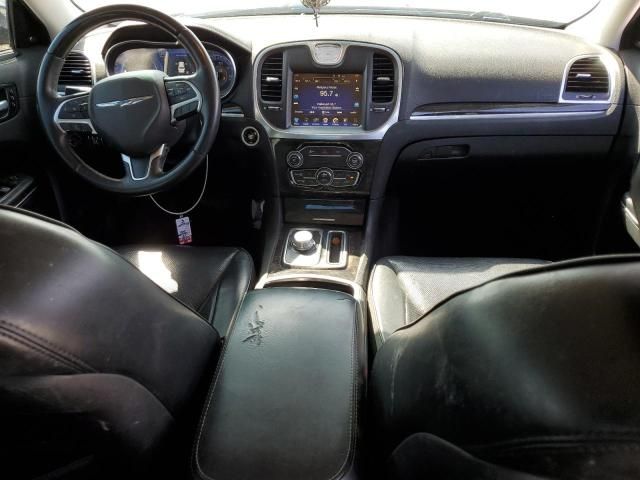 2016 Chrysler 300C