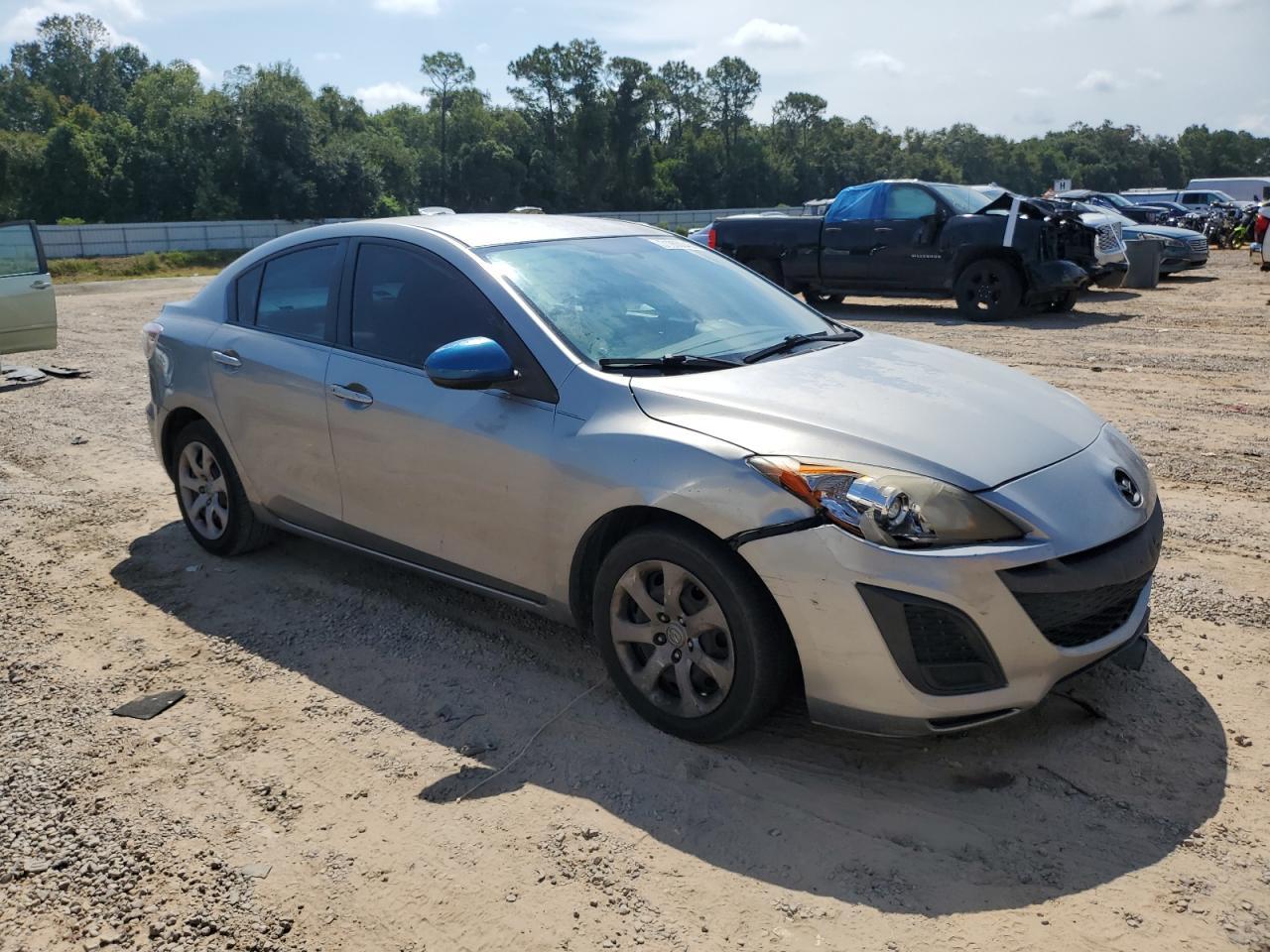 2010 Mazda 3 I