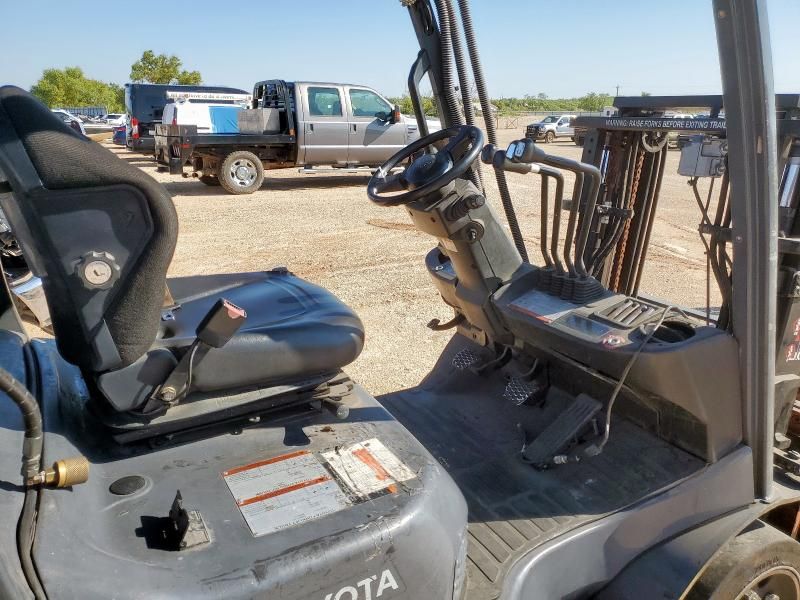 2014 Toyota 8FGCU20 Forklift