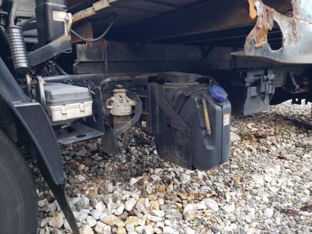 2014 Isuzu NRR-Truck Cab AND Chassis
