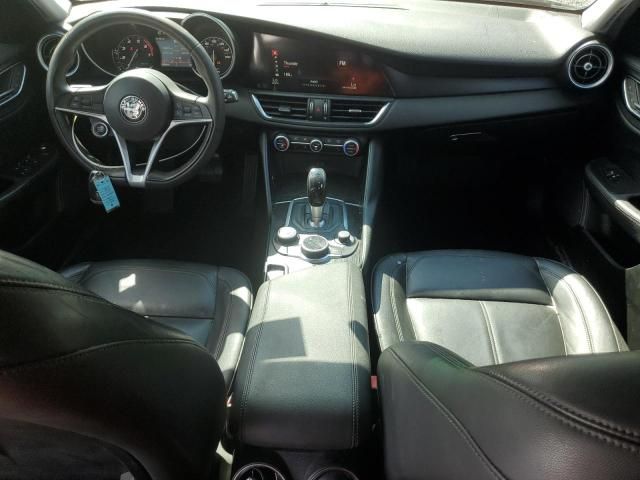 2017 Alfa Romeo Giulia Q4