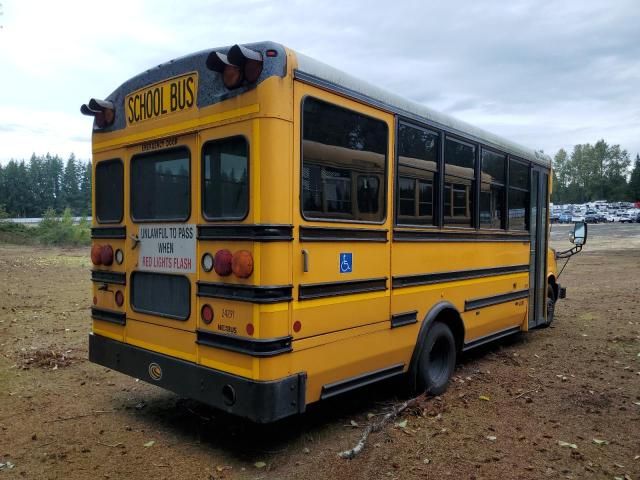 2012 Chevrolet 2012 Collins Bantam G4500-School Bus