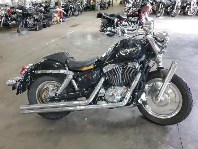 2002 Honda VT1100 C2