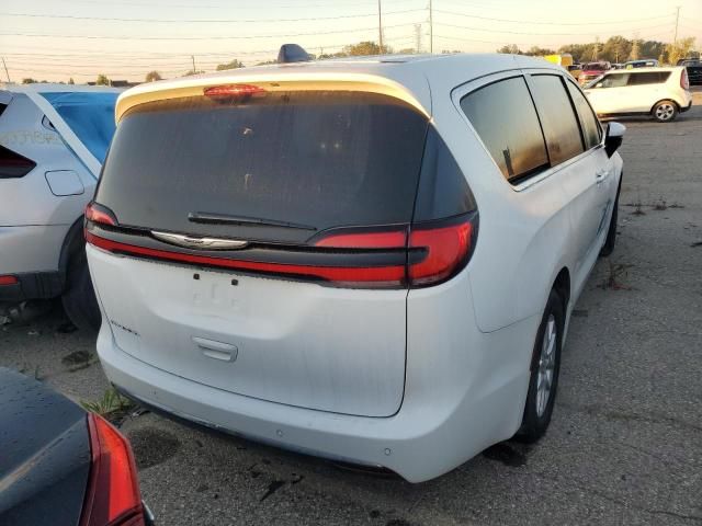 2023 Chrysler Pacifica Touring