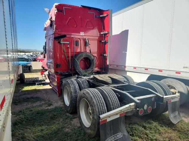 2017 Freightliner Cascadia 125 Semi Truck