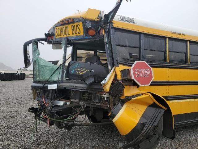 2005 Thomas School Bus