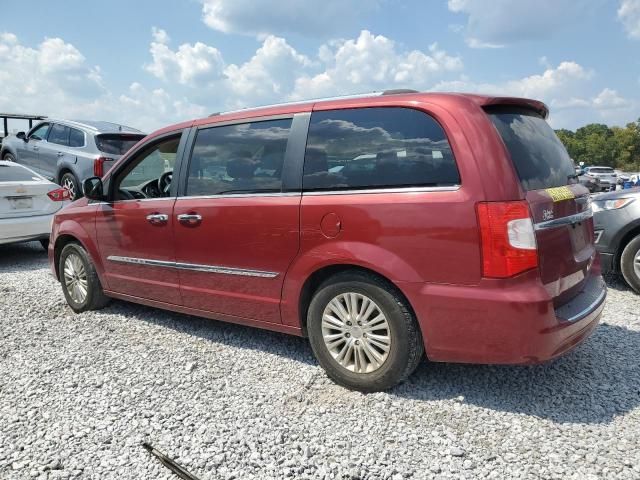 2012 Chrysler Town & Country Limited