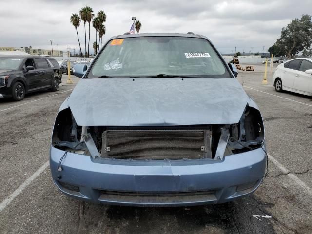 2012 KIA Sedona lx