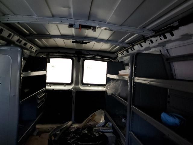 2017 Chevrolet Express G2500