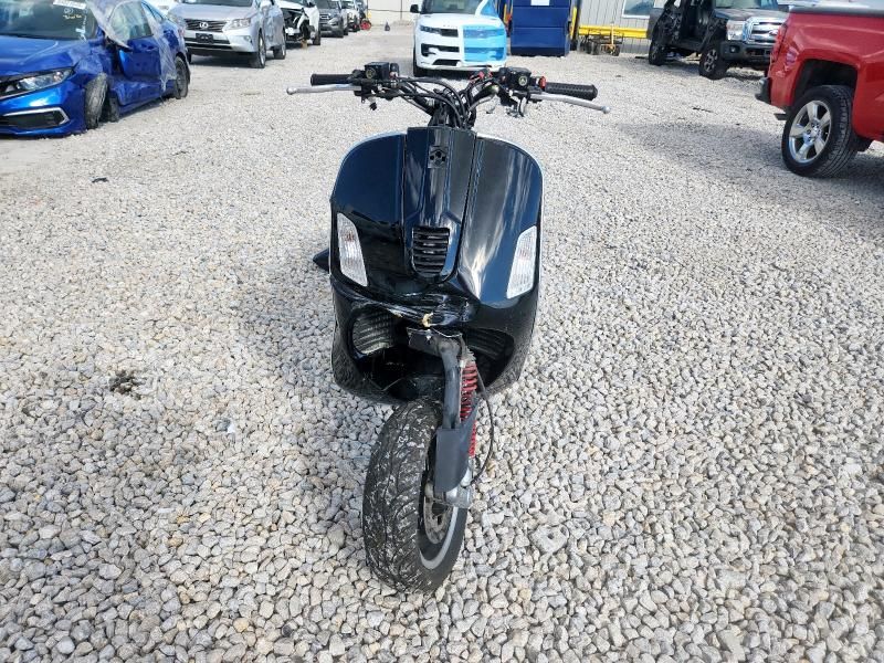 2010 Vespa GTS 300 Super