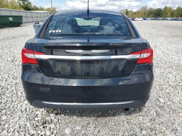 2013 Chrysler 200 Touring