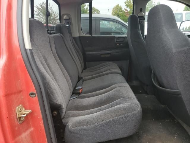 2004 Dodge Dakota Quad Sport