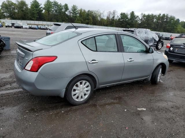 2013 Nissan Versa S