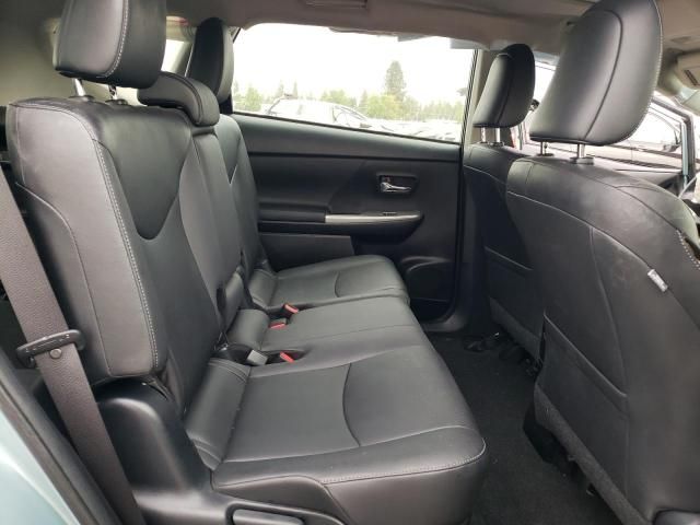 2017 Toyota Prius V