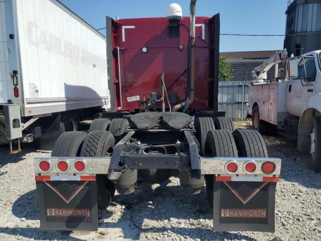 2017 Kenworth T680 Semi Truck