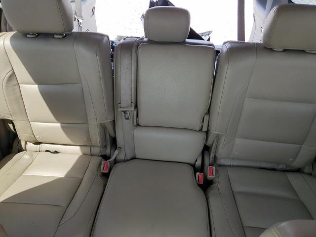 2011 Nissan Armada sv