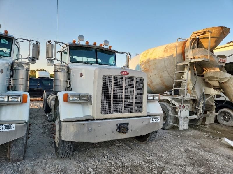 2012 Peterbilt Tractor 2012 Peterbilt 367 Semi Truck