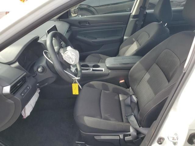 2025 Nissan Altima s