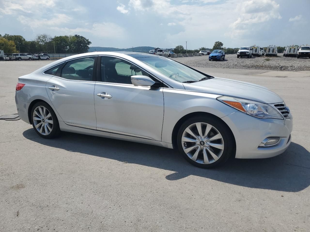 2013 Hyundai Azera gls