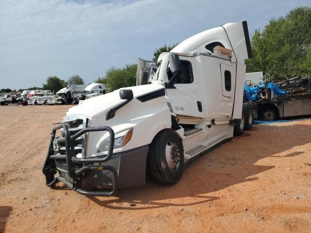 2022 Freightliner Cascadia 126 Semi Truck
