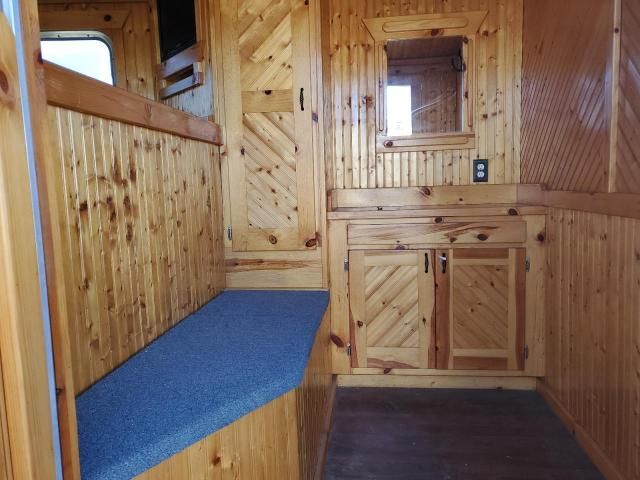 1998 Elite Horse Trailer