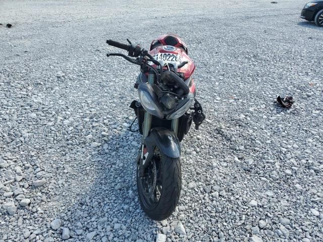 2024 Triumph 2024 Triumph Street Triple