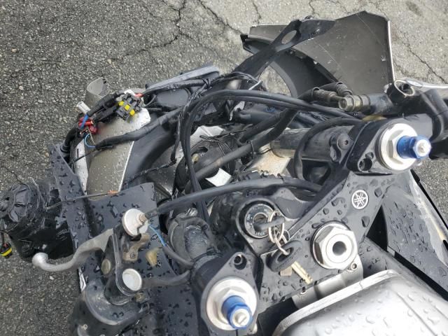 2003 Yamaha YZFR6 L