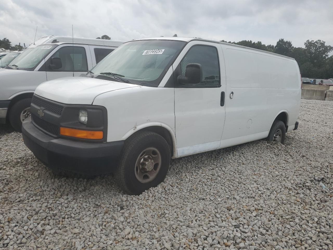 2013 Chev Express G2500