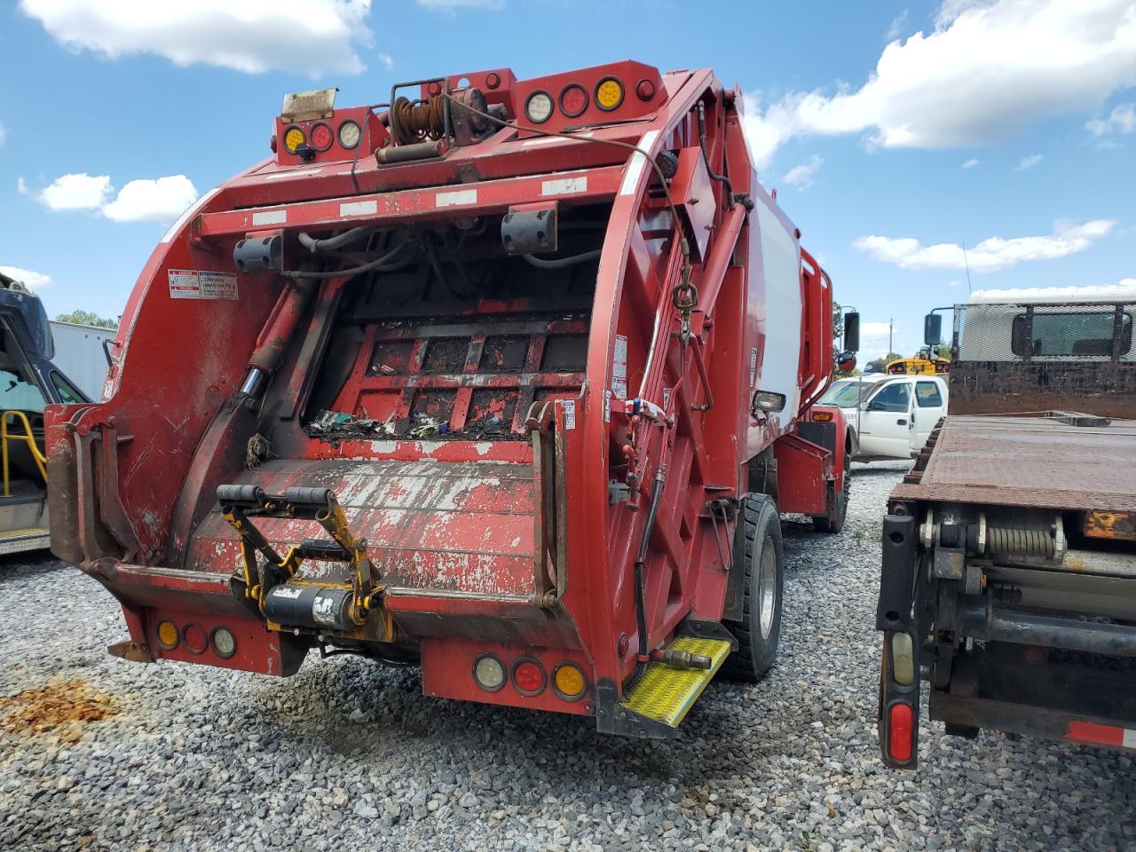 2006 Kenworth T300 Refuse Truck