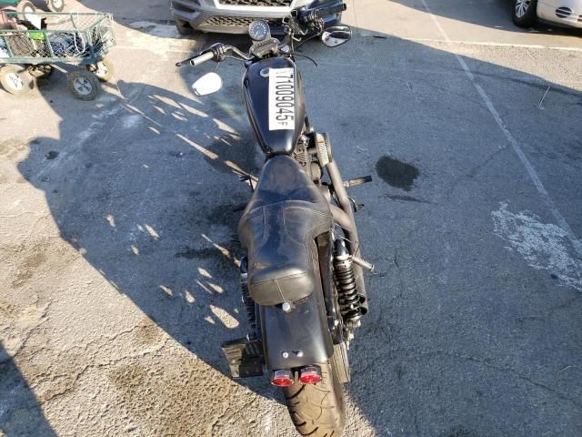 2016 Harley-Davidson XL883 Iron 883