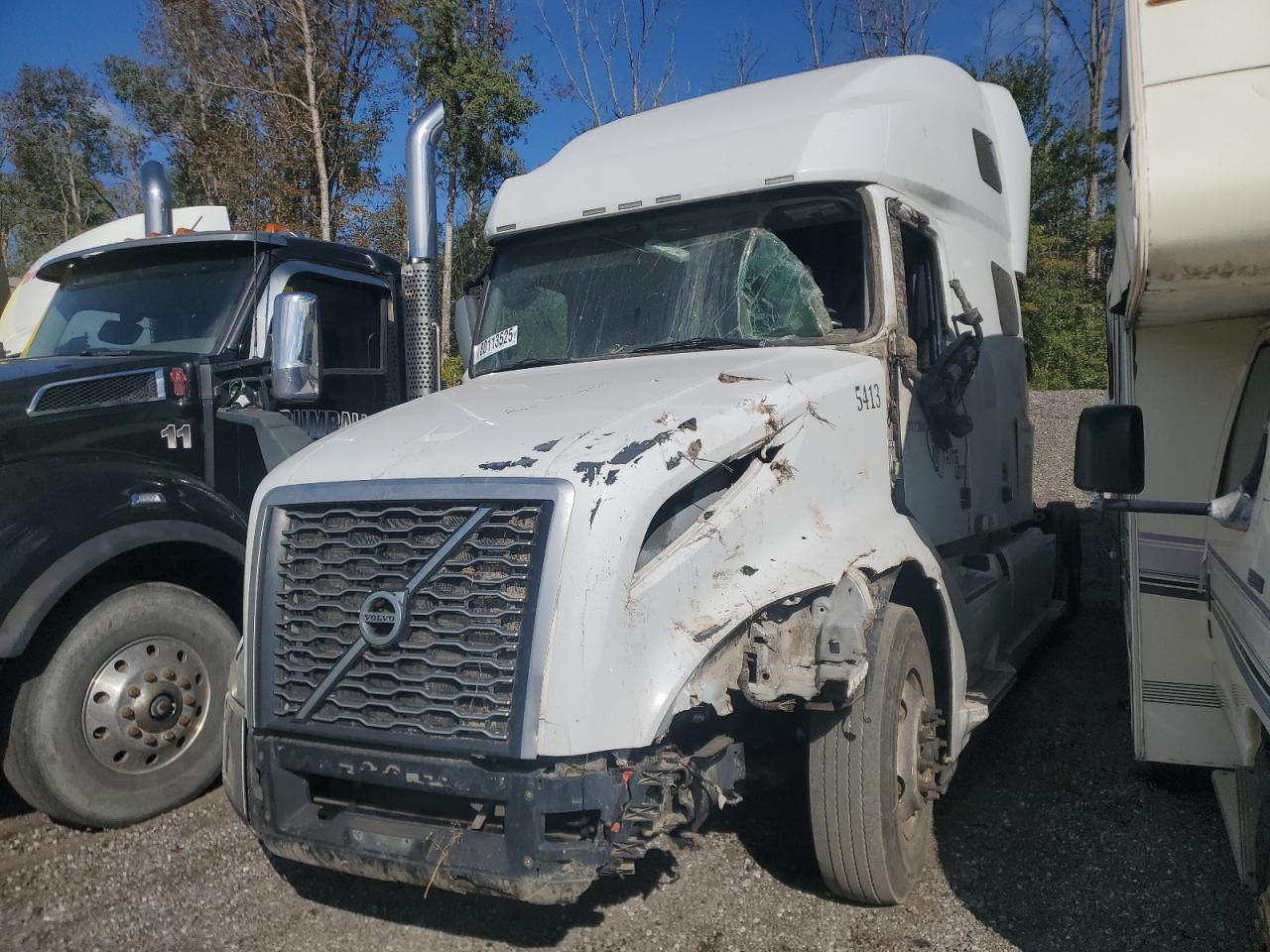 2022 Volvo VN VNL-Trucks
