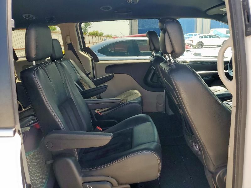 2017 Dodge Grand Caravan sxt