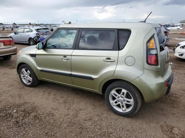 2011 KIA Soul +
