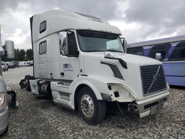 2016 Volvo VNL Semi Truck