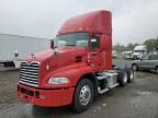 2017 Mack CXU613 Semi Truck