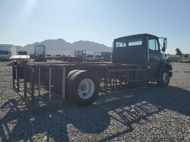 2001 Freightliner Medium Conventional FL70