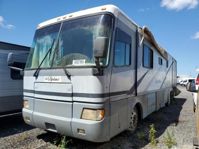 2000 Monaco 2000 Roadmaster Rail Dyanaster